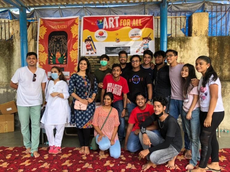 The Journey of living for others: Karwaan Foundation from Mumbai is helping Underprivileged and Homesless of the city.