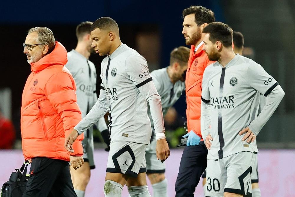 Kylian Mbappe Suffers Thigh Injury, Expected to Miss Three Weeks of ...