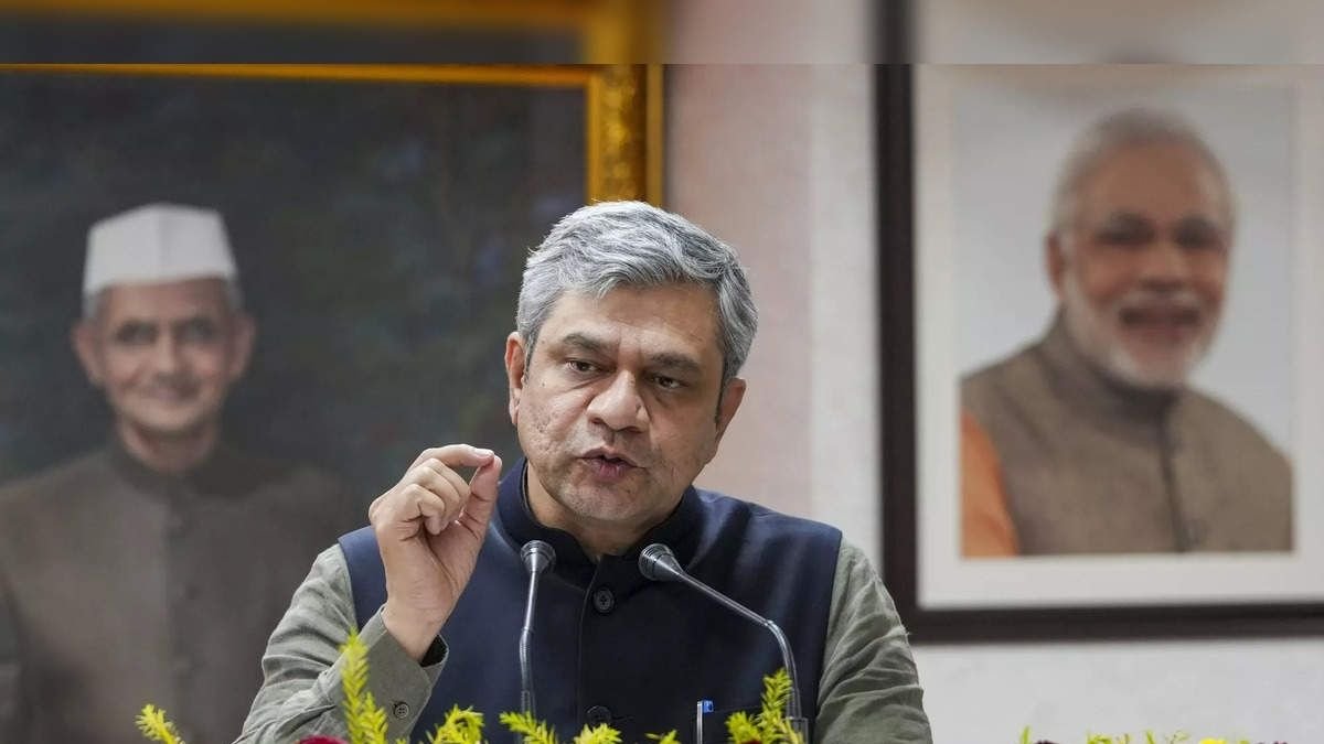 India Launches First Indigenous 2.4 Tbps Router, Boosting Digital ...