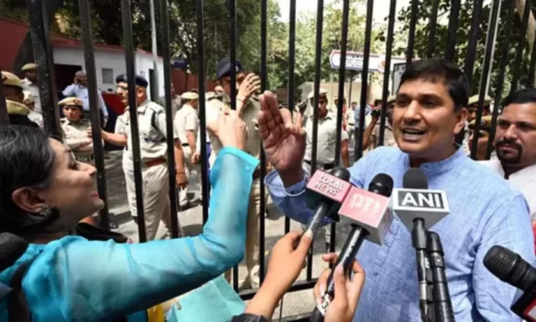 AAP to maneuver Supreme Court docket difficult the Delhi Excessive Court docket order that rejected CM Arvind Kejriwal’s plea towards his arrest AAP to maneuver Supreme Court docket difficult the Delhi Excessive Court docket order that rejected CM Arvind Kejriwal’s plea towards his arrest