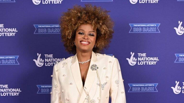 Fleur East Welcomes Child Nova in Distinctive Residing Room Delivery