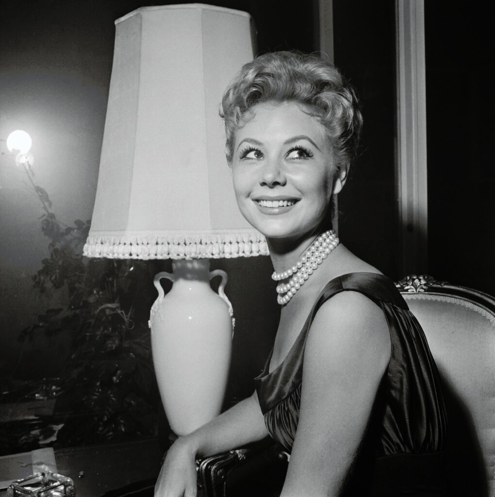 Mitzi Gaynor 2