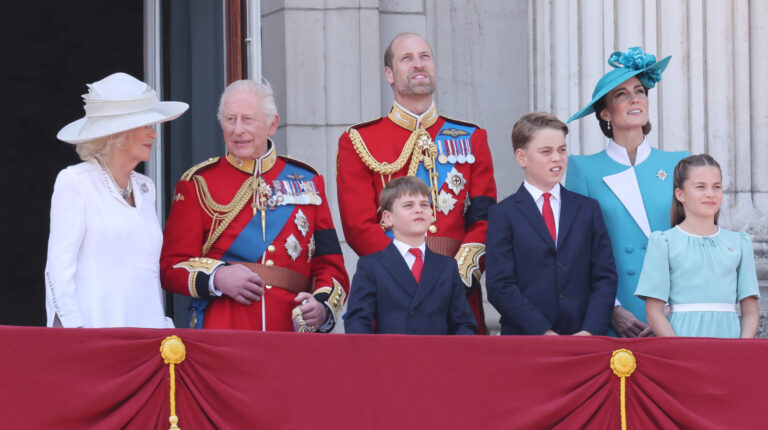 William & Kate’s Distant Habits At Trooping The Color Is A Warning Signal