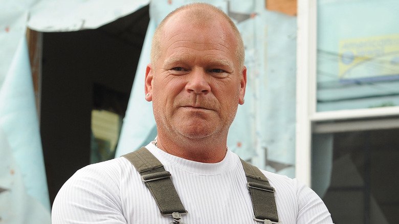 Mike Holmes at Habitat For Humanity event in 2015