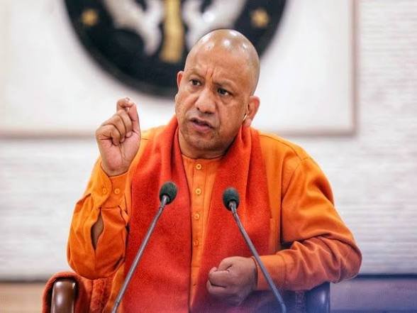 Yogi Adityanath Assures Flood Victims in Farrukhabad, Announces Relief and Road Reconstruction Measures